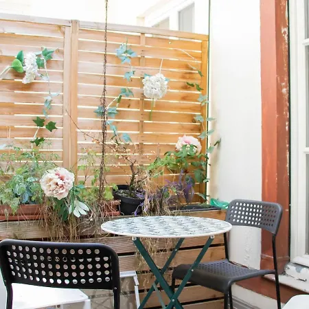 Апартаменты Terrace - Near Center - 4 Bedrooms Реймс
